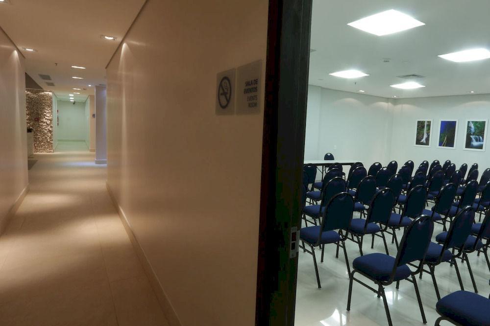 Slaviero Porto Velho Hotel Buitenkant foto